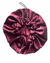 Lade das Bild in den Galerie-Viewer, Luxury Satin Hair Bonnet
